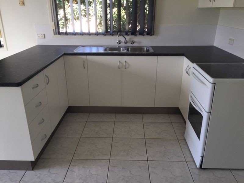 20 Windsor Circle, Kingaroy QLD 4610