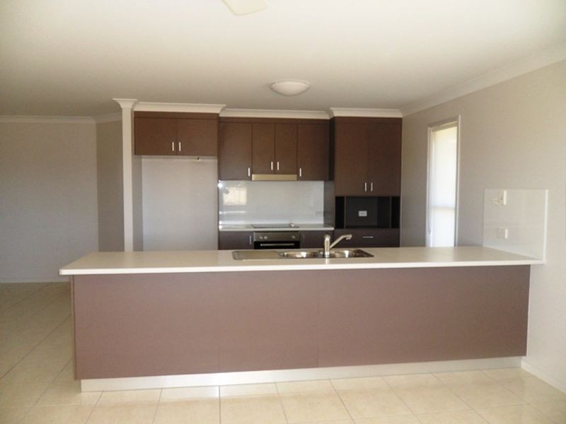 90-92 Rosella Parade, Kingaroy QLD 4610