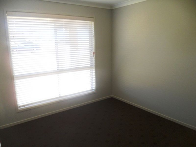 30-32 Premier Drive, Kingaroy QLD 4610