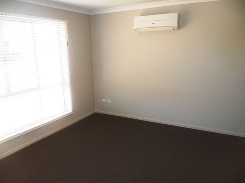 30-32 Premier Drive, Kingaroy QLD 4610
