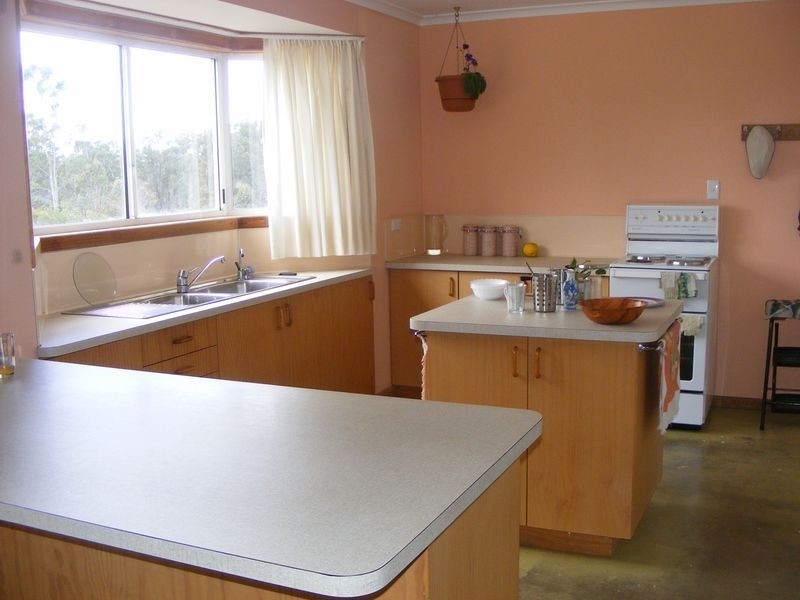 Wattle Camp QLD 4615