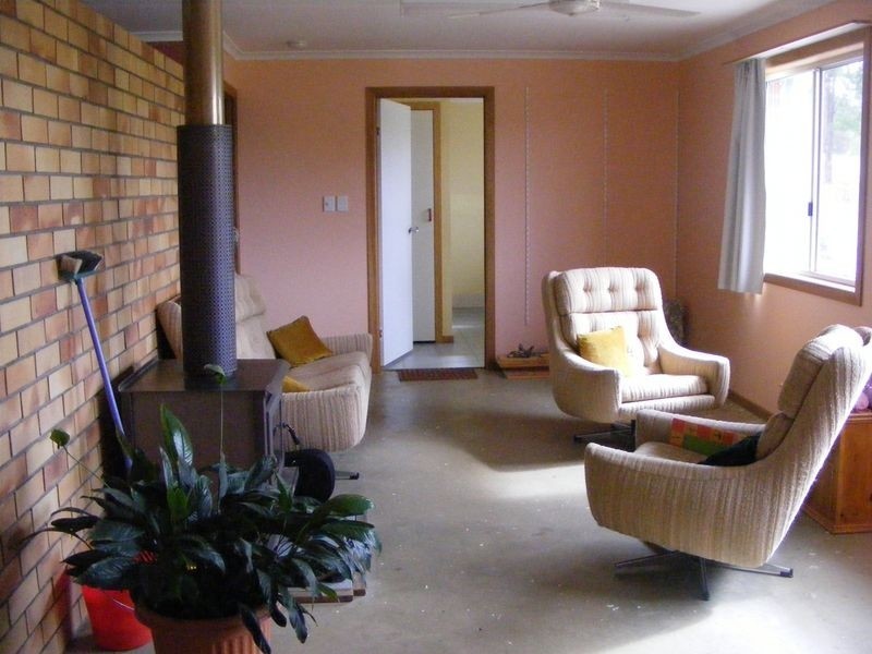 Wattle Camp QLD 4615