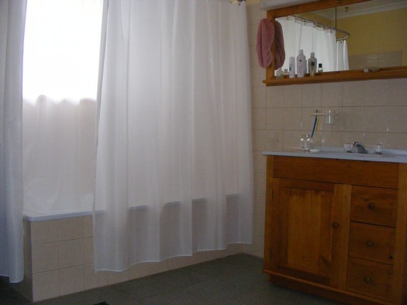 Wattle Camp QLD 4615