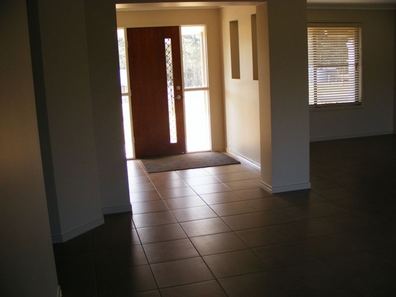 34-36 Lorikeet Circuit, Kingaroy QLD 4610