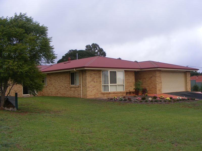 9 Macaulay Drive, Kingaroy QLD 4610