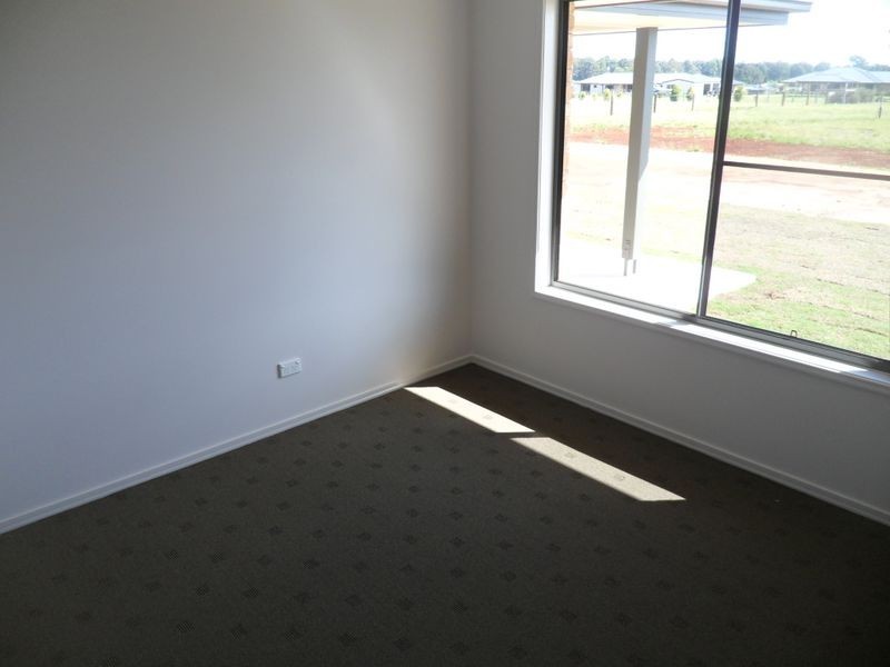 102-104 Rosella Parade, Kingaroy QLD 4610