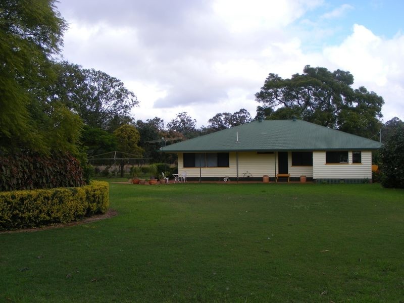 Wooroolin QLD 4608