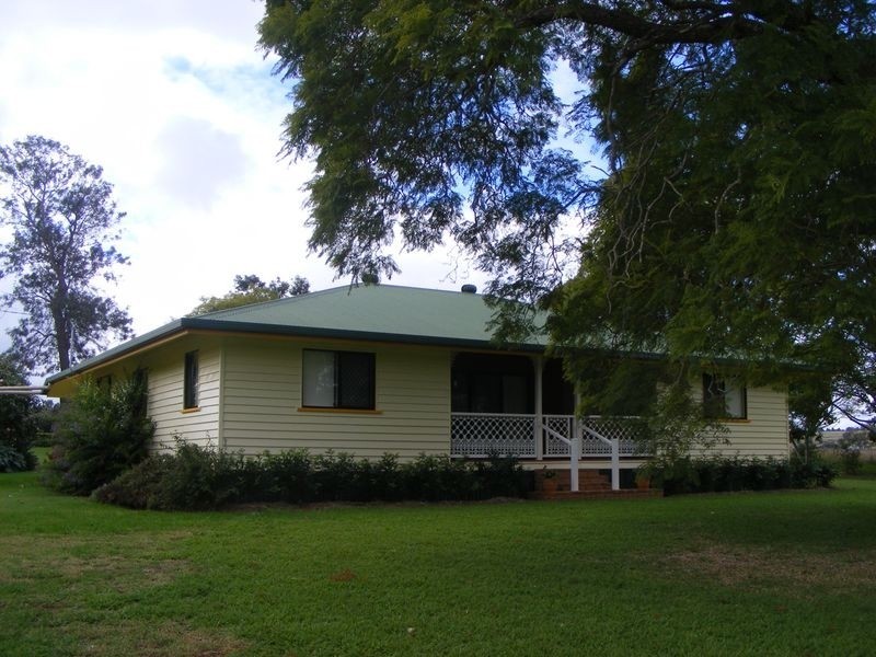 Wooroolin QLD 4608