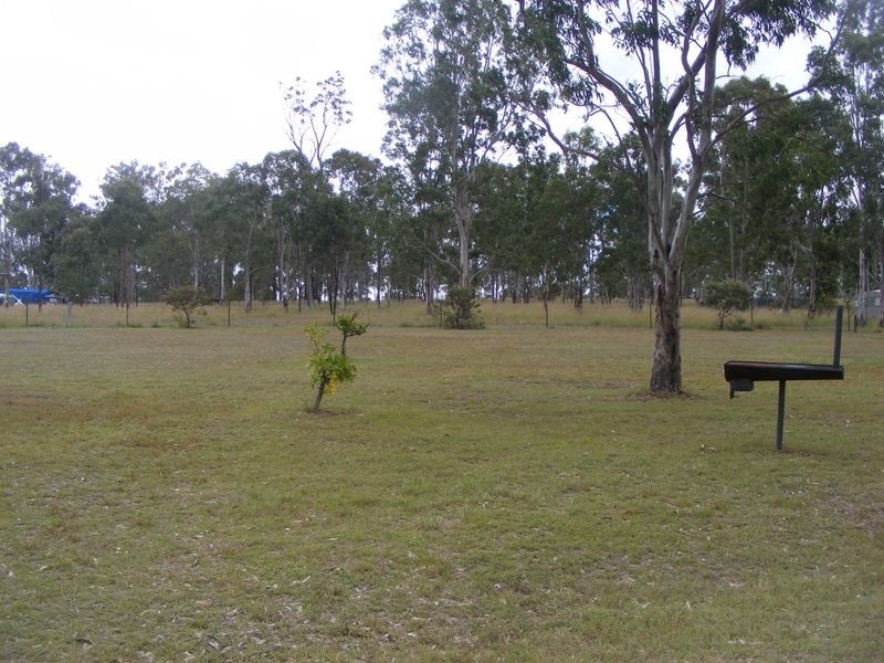 Brooklands QLD 4615