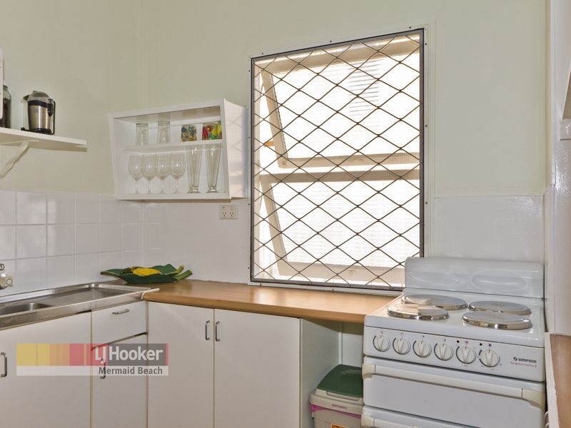 B/18 Francis Street, Mermaid Beach QLD 4218