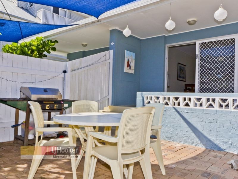 B/18 Francis Street, Mermaid Beach QLD 4218