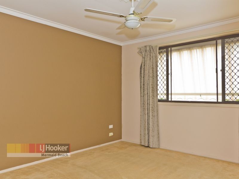 15/3 Duet Drive, Mermaid Waters QLD 4218