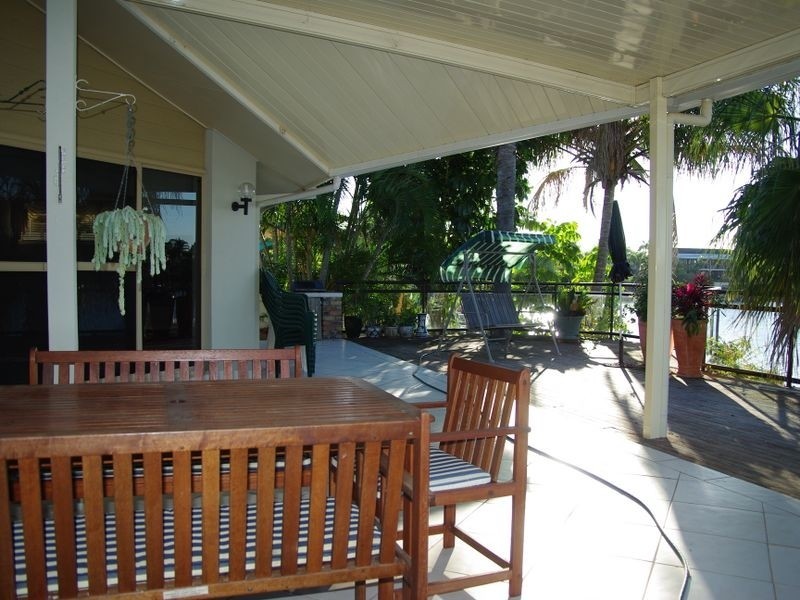 53 Intrepid Drive, Mermaid Waters QLD 4218
