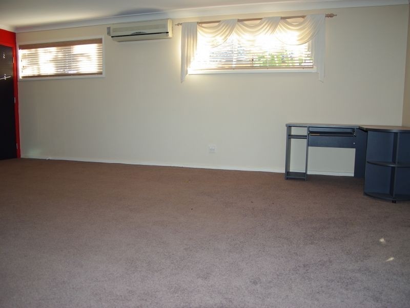 53 Intrepid Drive, Mermaid Waters QLD 4218