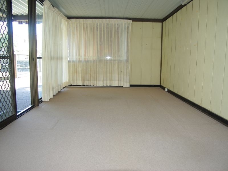 3 Summerland Key, Broadbeach Waters QLD 4218