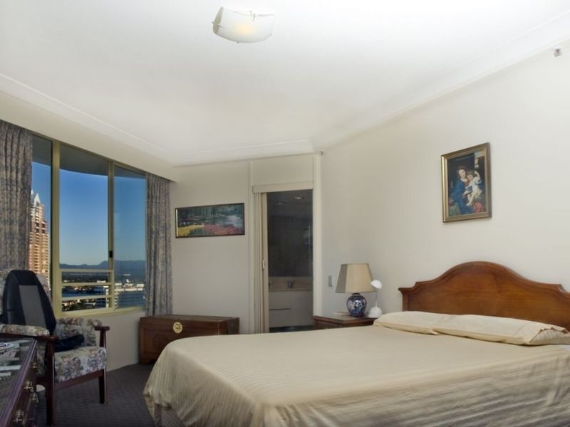 87/1 Serisier Avenue, Main Beach QLD 4217