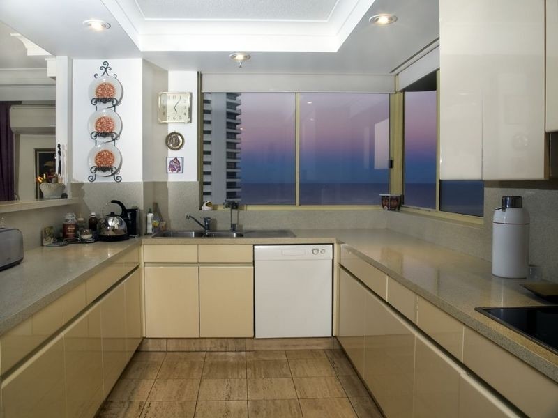 87/1 Serisier Avenue, Main Beach QLD 4217