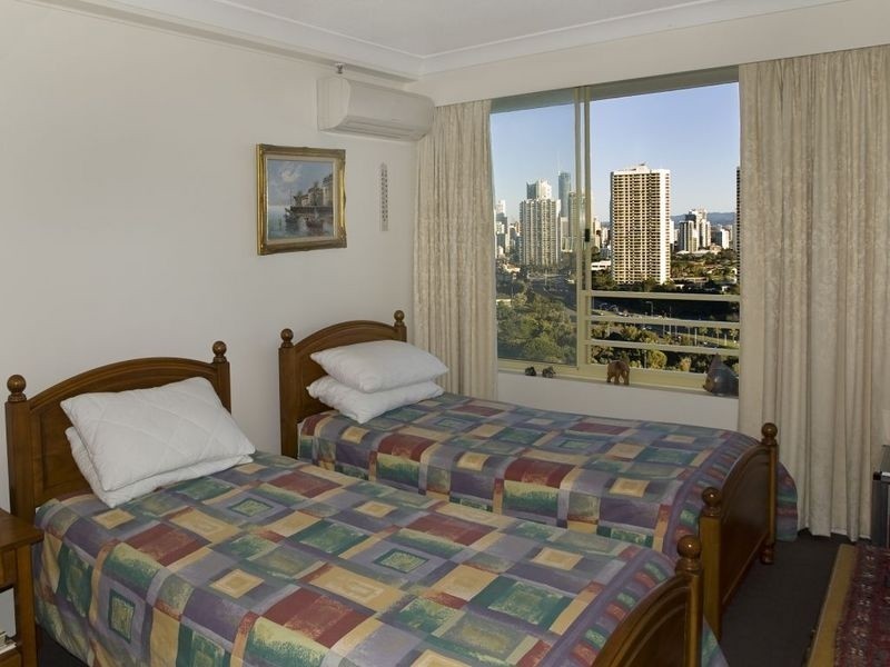 87/1 Serisier Avenue, Main Beach QLD 4217