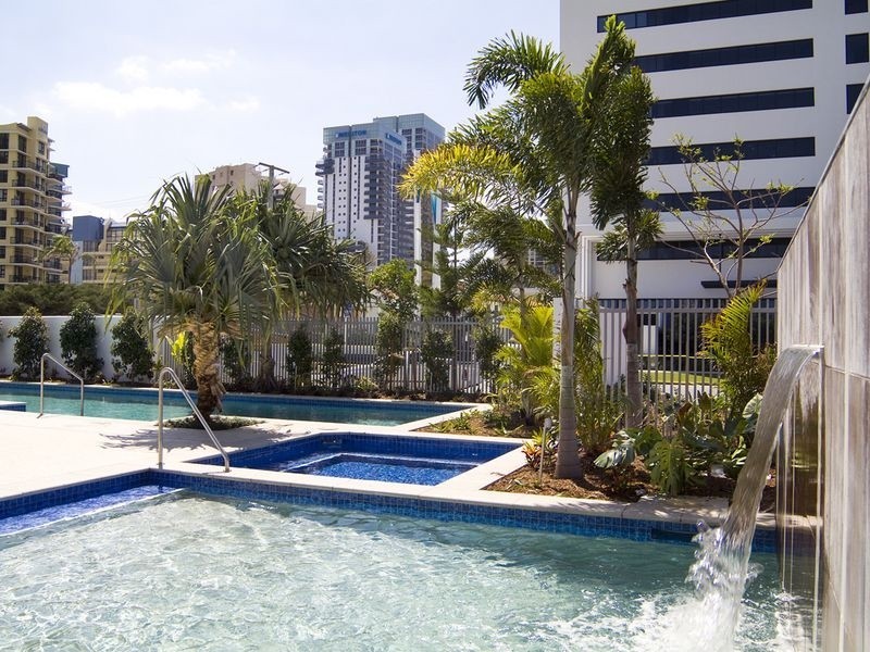 131/25 Surf Parade, Broadbeach QLD 4218