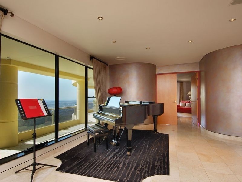 192 Tallai Road, Tallai QLD 4213