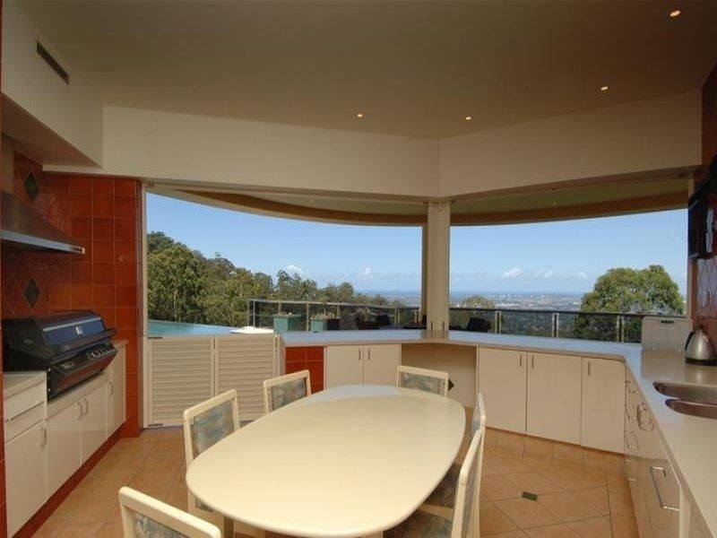 192 Tallai Road, Tallai QLD 4213