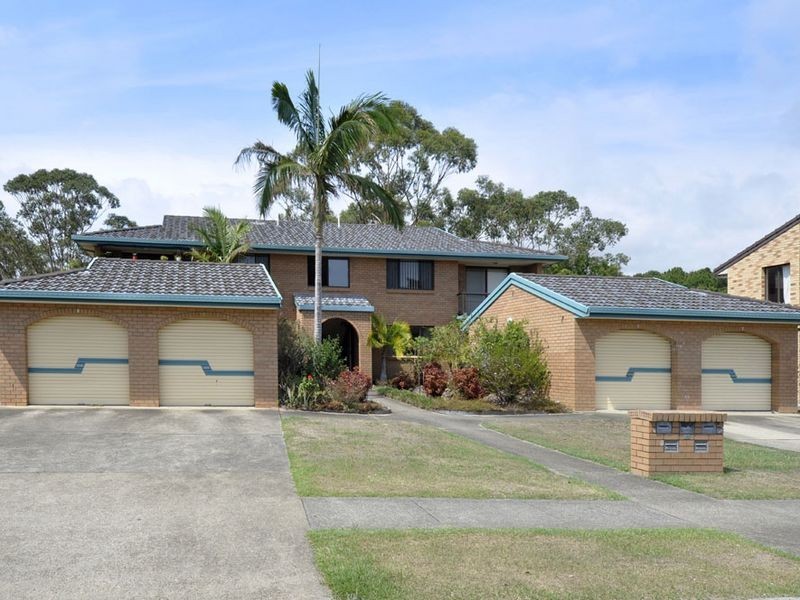 4/44 Oceanic Drive, Mermaid Waters QLD 4218