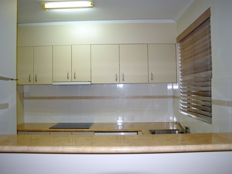 12/490 Marine Parade, Biggera Waters QLD 4216