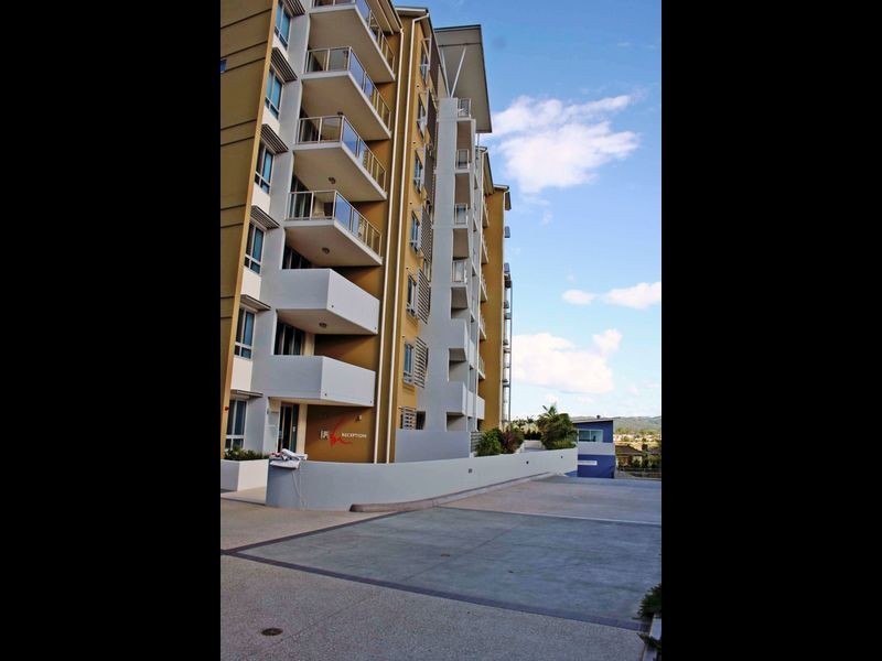 @/3 Main Street, Varsity Lakes QLD 4227