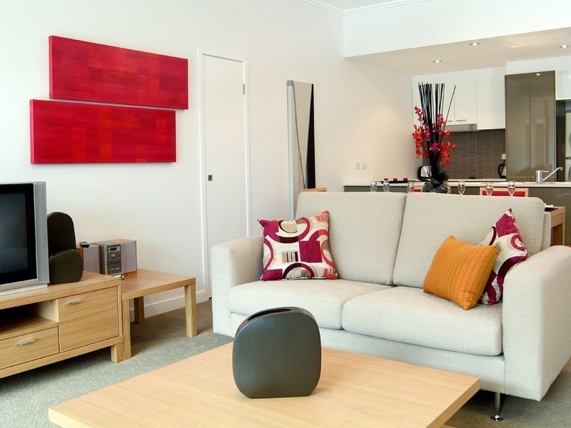 1/33 T E Peters Drive, Broadbeach QLD 4218