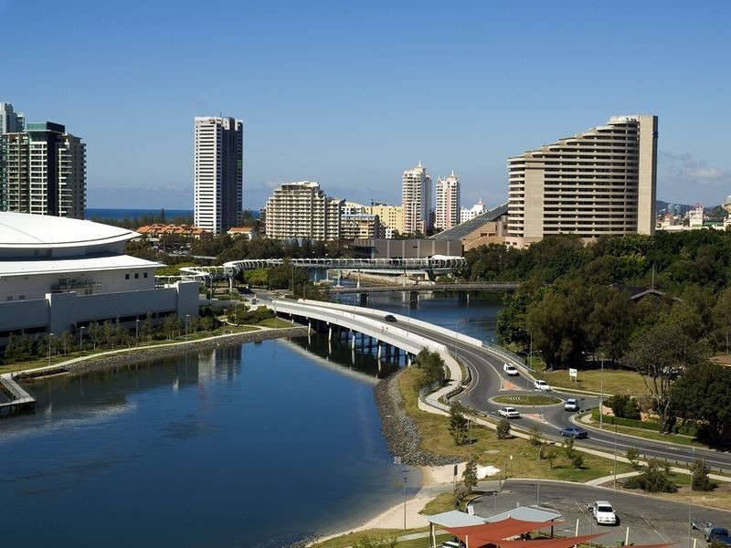 3/33 T E Peters Drive, Broadbeach QLD 4218