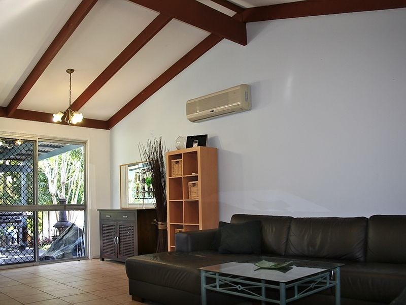11 Plum Parade, Nerang QLD 4211