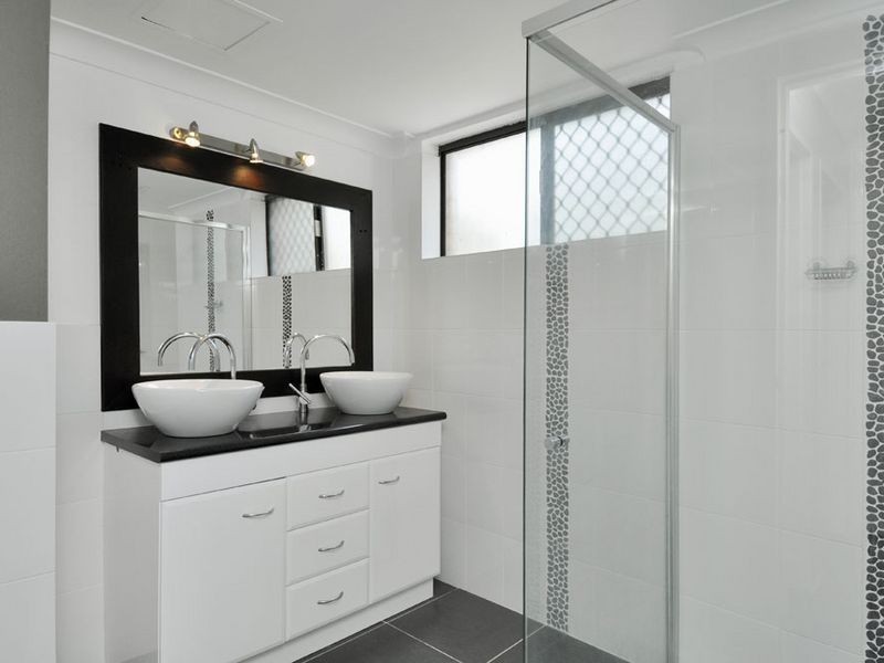 1/44 Oceanic Drive, Mermaid Waters QLD 4218