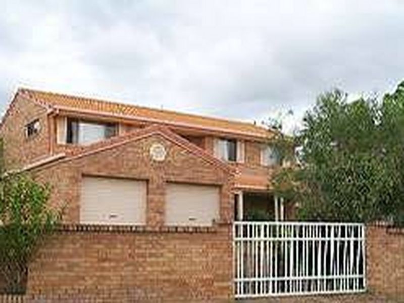 13 Pinnacle Court, Robina QLD 4226