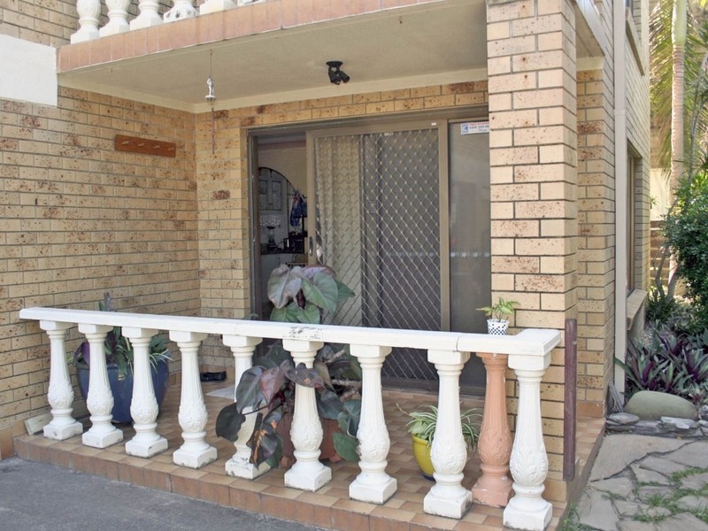 1/19 Sunbrite Avenue, Mermaid Beach QLD 4218