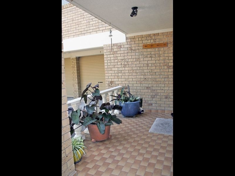 1/19 Sunbrite Avenue, Mermaid Beach QLD 4218