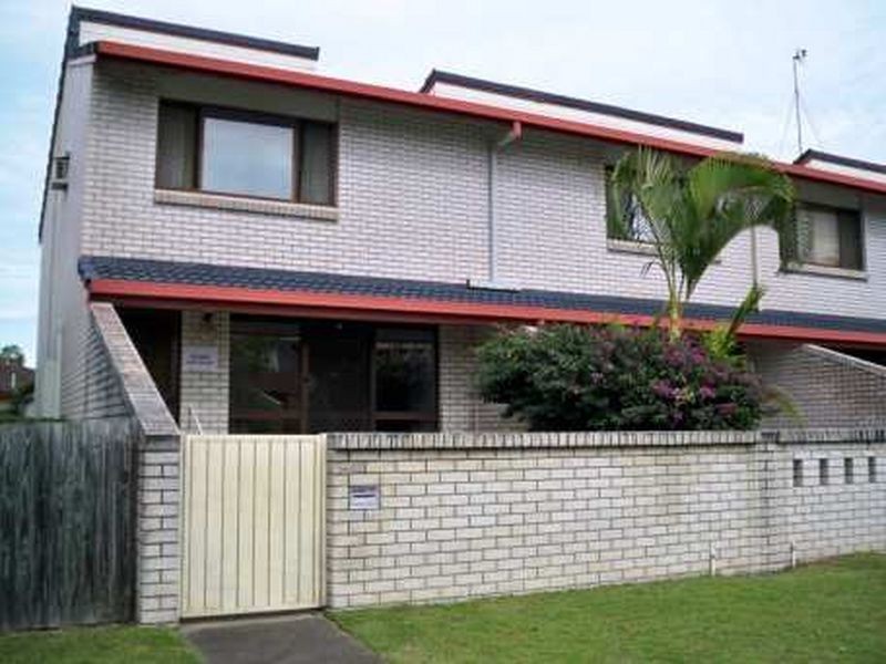 1/52 Bordeaux Parade, Mermaid Waters QLD 4218