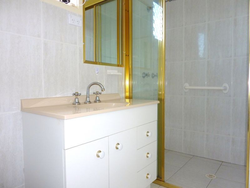 1/52 Bordeaux Parade, Mermaid Waters QLD 4218