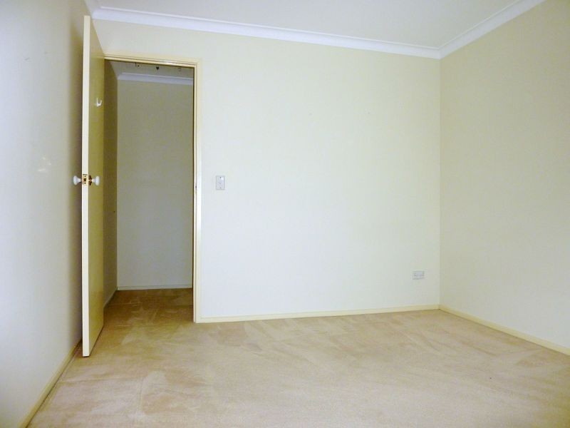 1/52 Bordeaux Parade, Mermaid Waters QLD 4218