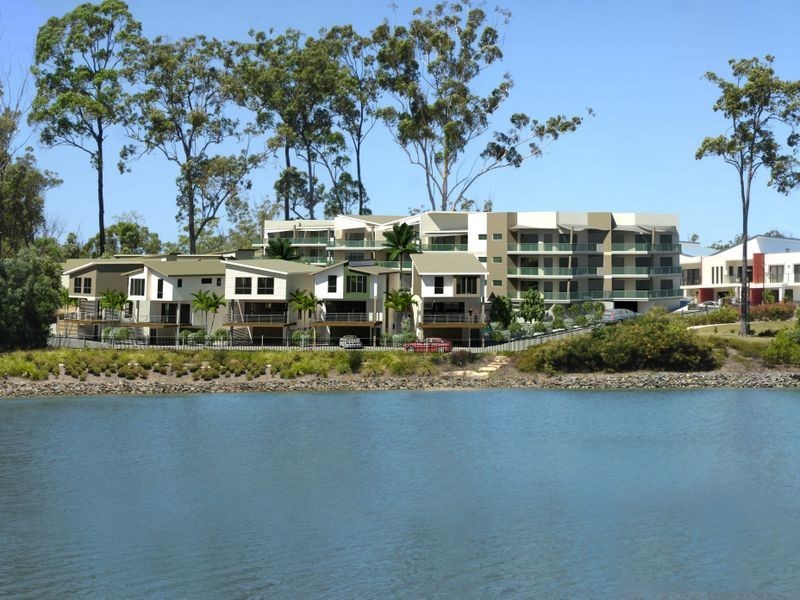 28 Castello Circuit, Varsity Lakes QLD 4227