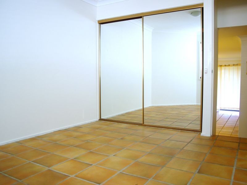 11/5 Balfour Crescent, Highland Park QLD 4211