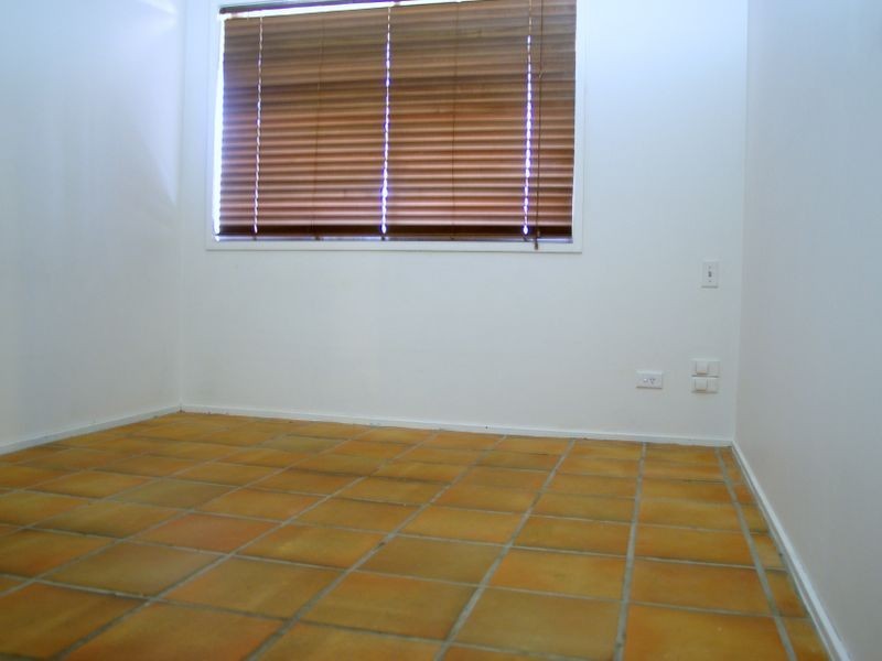 11/5 Balfour Crescent, Highland Park QLD 4211