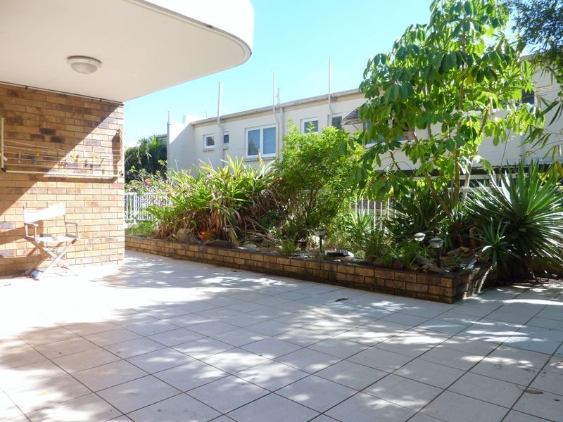 2/35 Ventura Road, Mermaid Beach QLD 4218