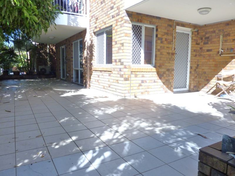 2/35 Ventura Road, Mermaid Beach QLD 4218