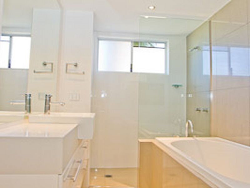 4/280 Hedges Avenue, Mermaid Beach QLD 4218