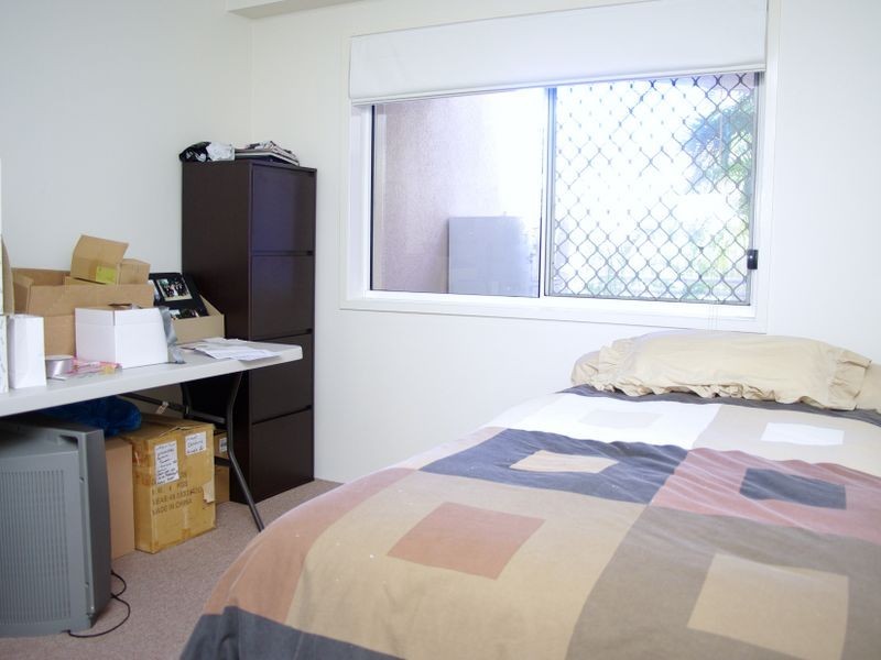 2/2489-2491 Gold Coast Highway, Mermaid Beach QLD 4218