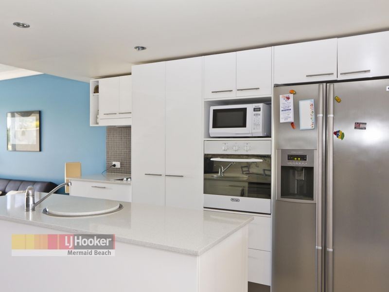 63/300 Cottesloe Drive, Mermaid Waters QLD 4218