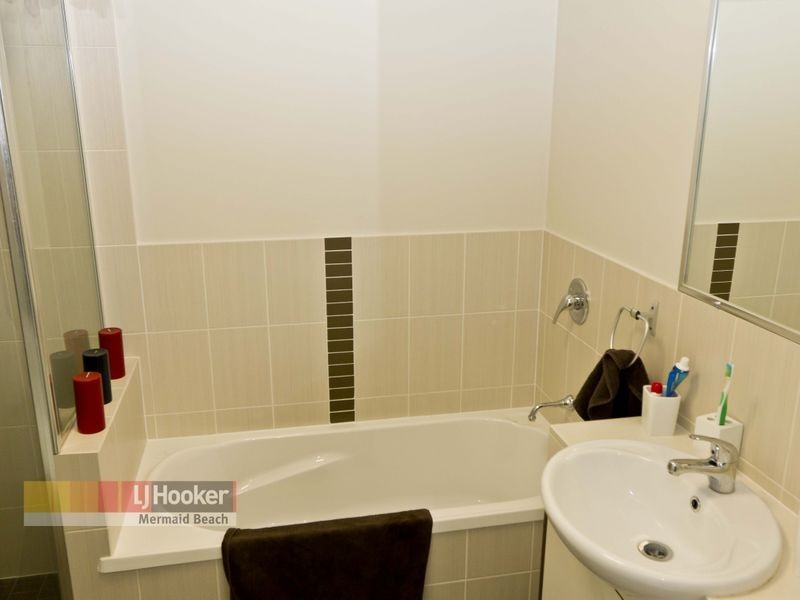 2/2312 – 231 Gold Coast Highway, Mermaid Beach QLD 4218