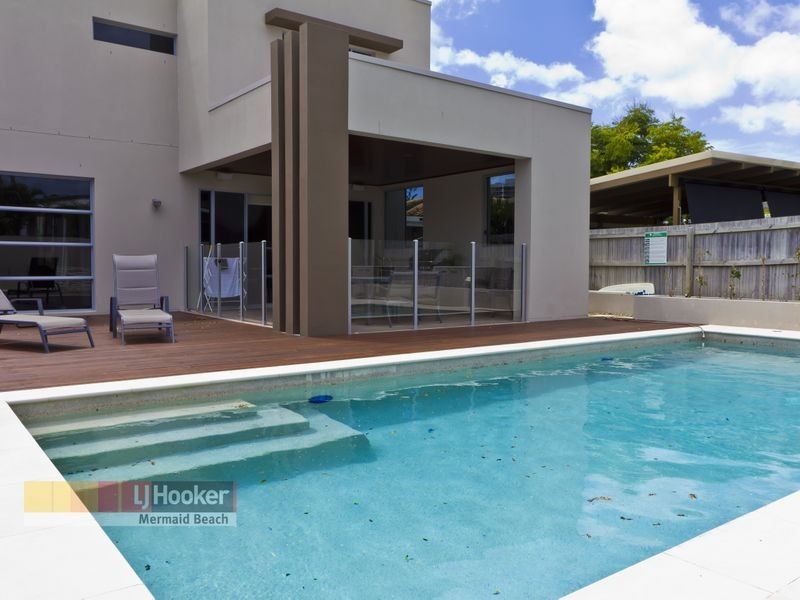 3 Brindisi Avenue, Isle Of Capri QLD 4217