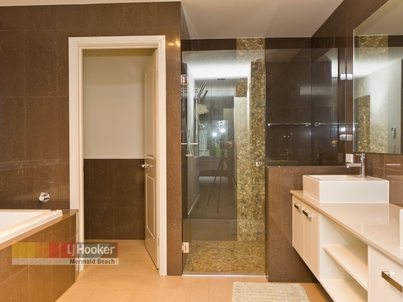 3 Brindisi Avenue, Isle Of Capri QLD 4217