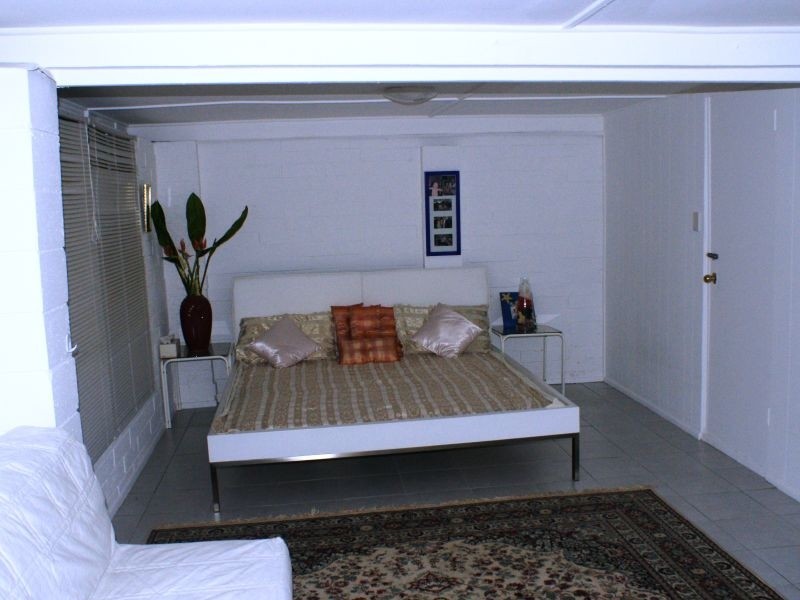 57 Pacific Avenue, Miami QLD 4220